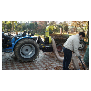 Aspirateur à feuilles de berges Agrinova Otto OT8/H2F avec turbine de broyage et raccord à cardan Agritech Store