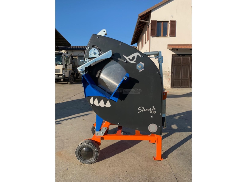 Scie circulaire à moteur électrique SHARK 700 EM Agritech Store
